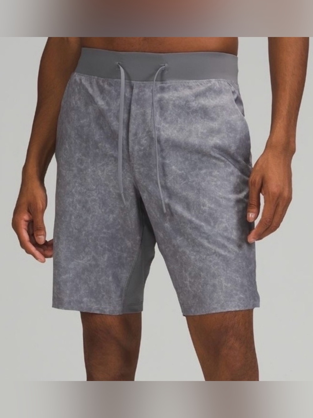 Lululemon Men’s T.H.E. Short 9" Gravel Dust Asphalt Grey, Unlined, Size XL